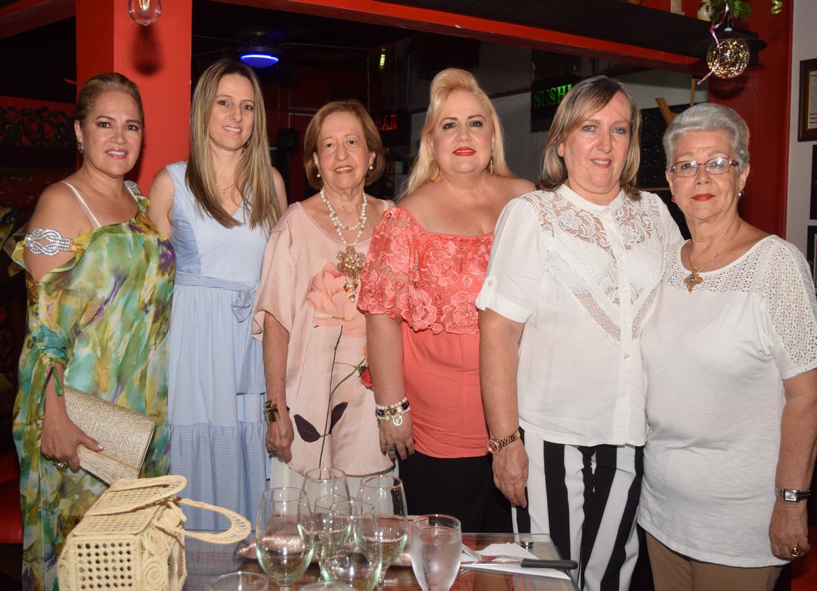 Gloria Ortega, Luisa Fernanda Ortega, Chacha Moncaleano, Tita Trujillo, Gloria Arizabaleta.